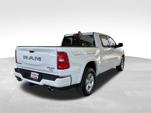 Bright White Clearcoat 2025 RAM 1500 Big Horn/Lone Star