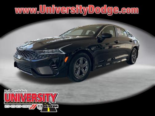 Ebony Black 2022 Kia K5 LXS