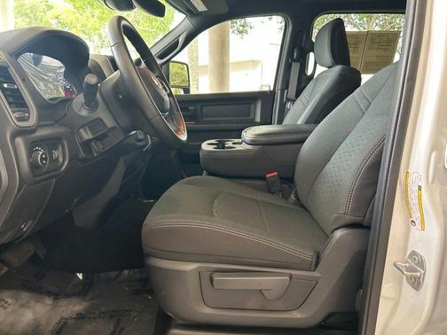 Bright White Clearcoat 2025 RAM 2500 Tradesman