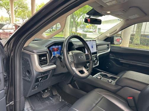 Black Metallic 2024 Ford Expedition Max XLT