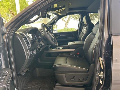 2025 RAM 3500 Laramie