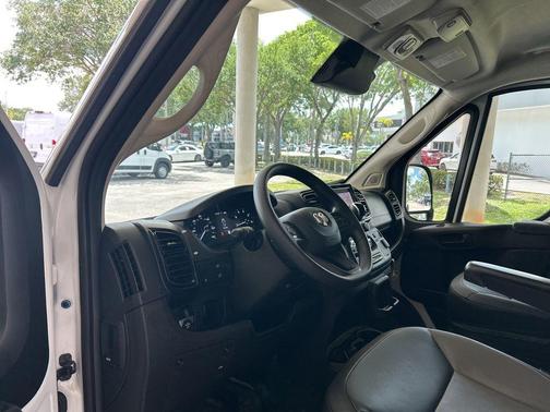 Bright White Clearcoat 2025 RAM ProMaster 2500 High Roof