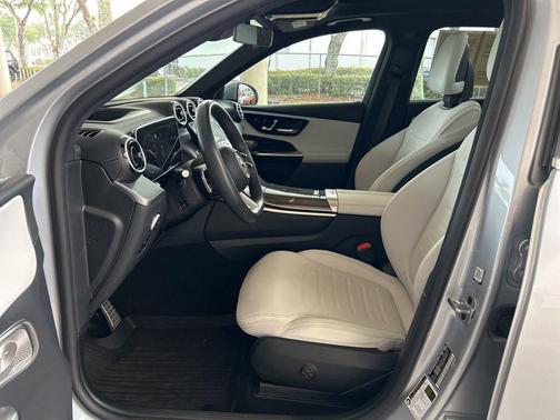 2024 Mercedes-Benz GLC 300 Base 4MATIC