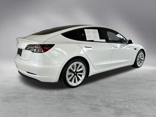 White 2021 Tesla Model 3 Standard Range Plus