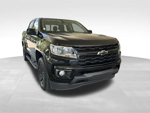 Black 2022 Chevrolet Colorado LT