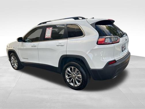 2022 Jeep Cherokee Latitude Lux
