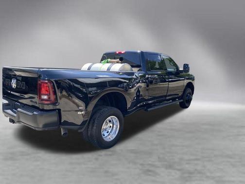 Diamond Black 2025 RAM 3500 Tradesman