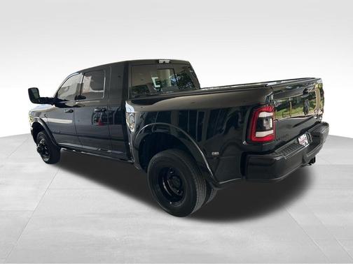 2022 RAM 3500 Limited