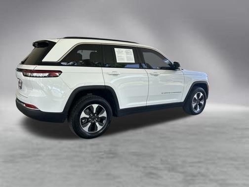 Bright White Clearcoat 2024 Jeep Grand Cherokee 4xe Base