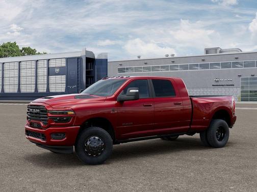 Molten Red Pearlcoat 2026 RAM 3500 Laramie
