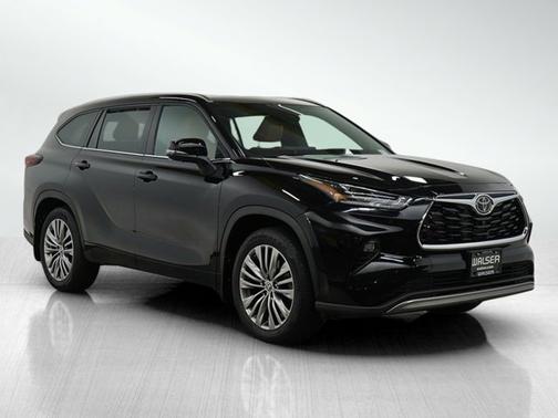 2024 Toyota Highlander Platinum