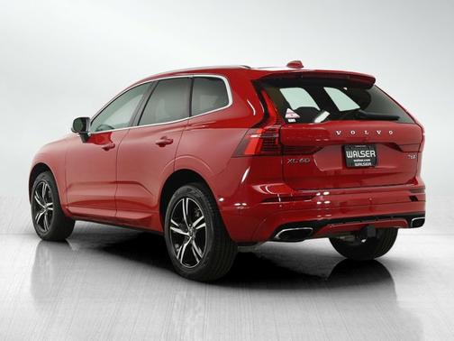 2018 Volvo XC60 T6 R-Design