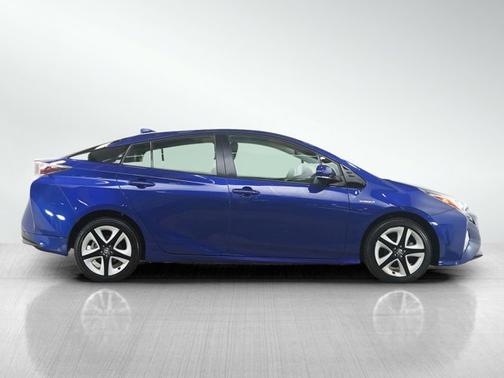 2017 Toyota Prius Four