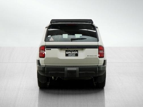 2025 Toyota Land Cruiser 