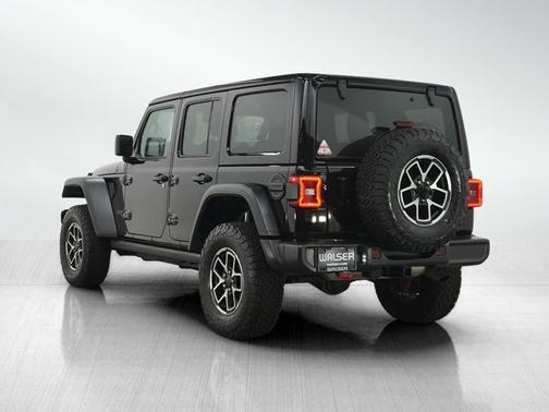 Black Clearcoat 2025 Jeep Wrangler Rubicon
