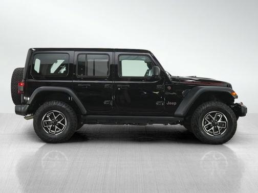 Black Clearcoat 2025 Jeep Wrangler Rubicon
