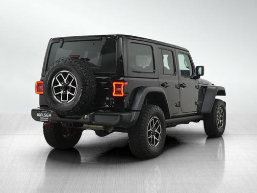 Black Clearcoat 2025 Jeep Wrangler Rubicon