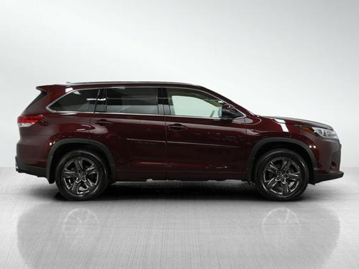 2019 Toyota Highlander Limited Platinum