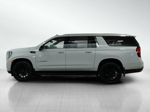 2022 GMC Yukon XL SLE