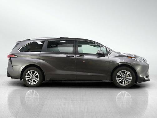 Predawn Gray Mica 2024 Toyota Sienna Limited
