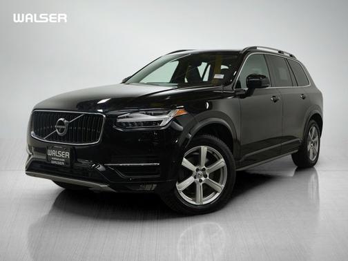 2019 Volvo XC90 T6 Momentum