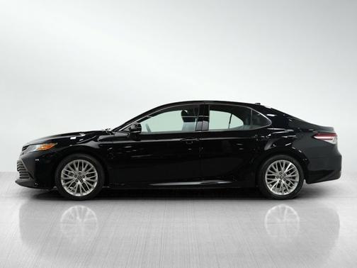 2019 Toyota Camry XLE