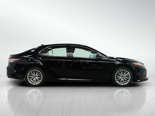 2019 Toyota Camry XLE