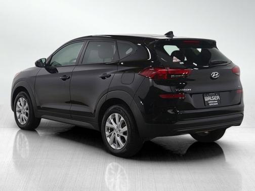 2021 Hyundai TUCSON SE