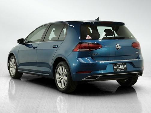 2018 Volkswagen Golf TSI SE