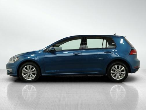 2018 Volkswagen Golf TSI SE