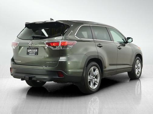 Jade Metallic 2016 Toyota Highlander Limited Platinum