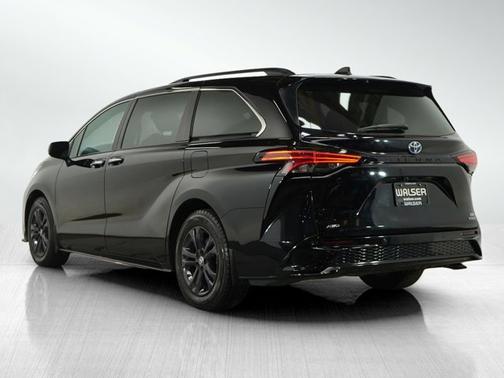 2024 Toyota Sienna XSE