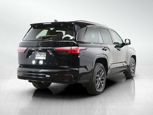 2025 Toyota Sequoia Platinum