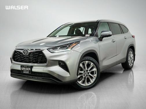 Celestial Silver Metallic 2024 Toyota Highlander Limited
