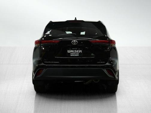 2020 Toyota Highlander L