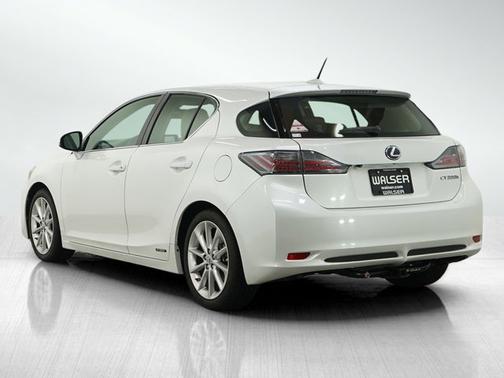 2013 Lexus CT 200h Base