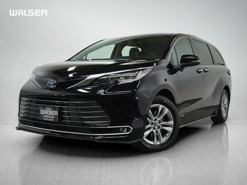 2021 Toyota Sienna Limited 7-Passenger