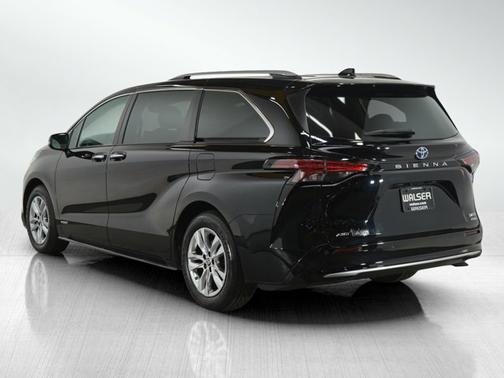 2021 Toyota Sienna Limited 7-Passenger