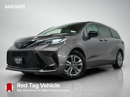 2022 Toyota Sienna XSE