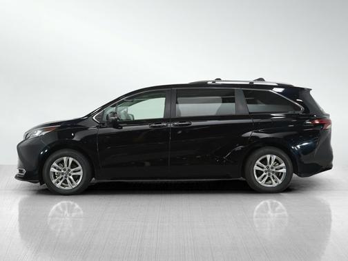 2024 Toyota Sienna Limited