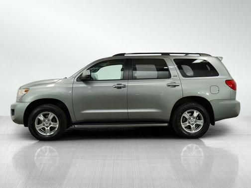 2008 Toyota Sequoia SR5