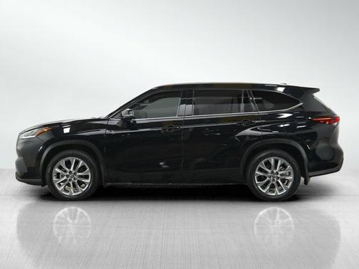 Midnight Black Metallic 2024 Toyota Highlander Limited