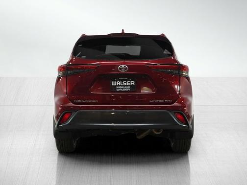 2022 Toyota Highlander Limited