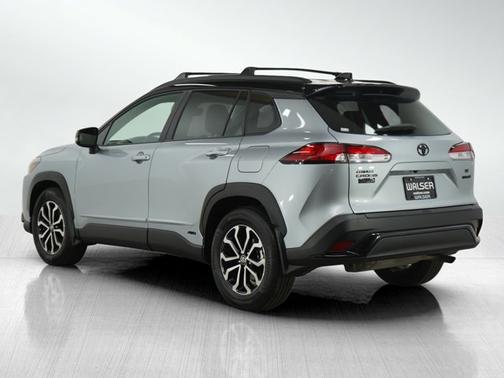 2024 Toyota Corolla Cross Hybrid SE