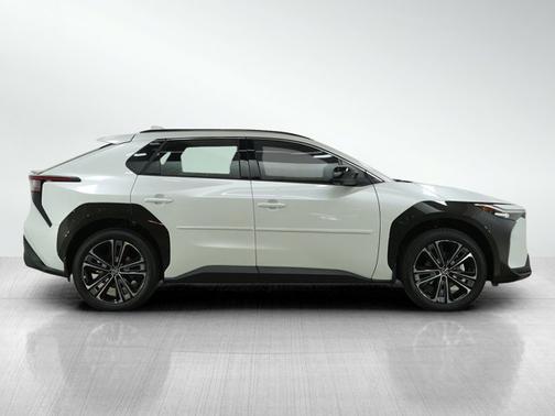 2023 Toyota bZ4X Limited