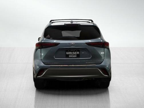2024 Toyota Highlander Platinum