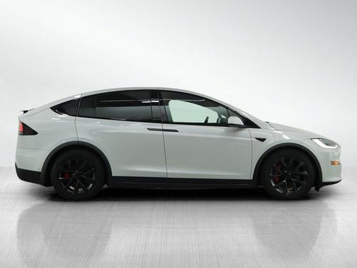 2023 Tesla Model X Plaid