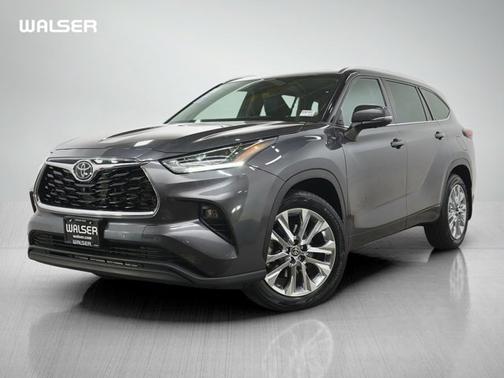 Magnetic Gray Metallic 2024 Toyota Highlander Limited