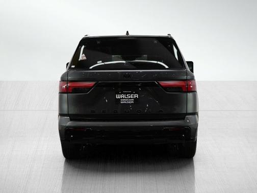 2024 Toyota Sequoia Platinum