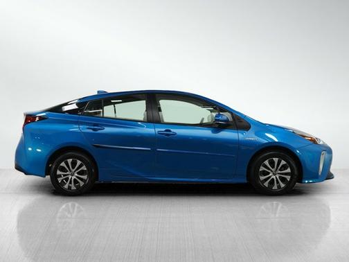 2021 Toyota Prius XLE